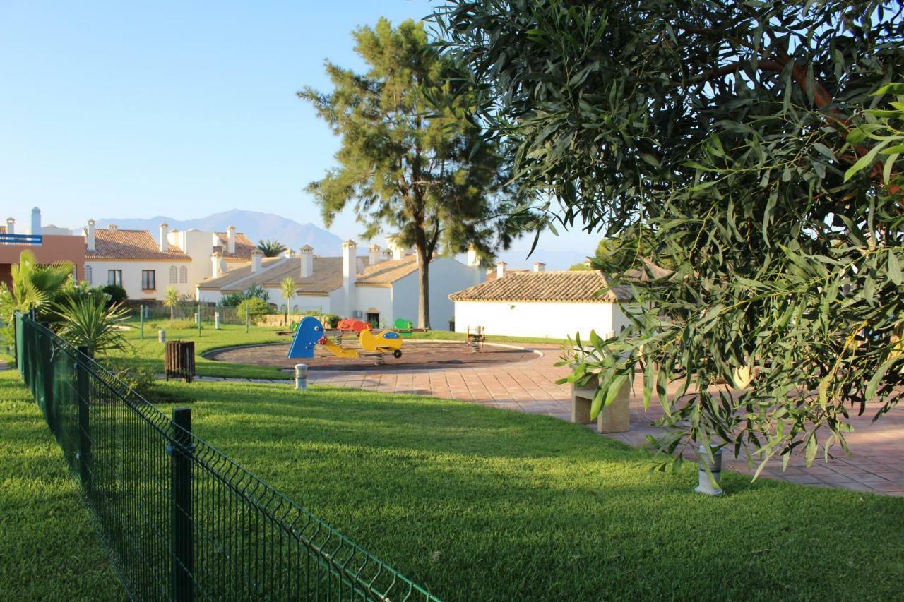 Duquesa Suites. Manilva San Luis de Sabinillas Buitenkant foto