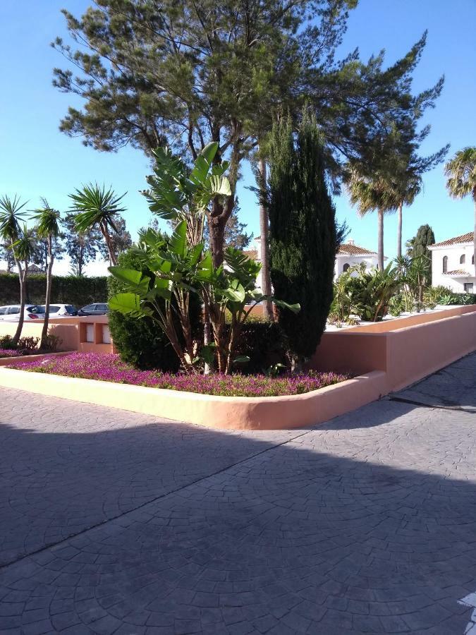 Duquesa Suites. Manilva San Luis de Sabinillas Buitenkant foto